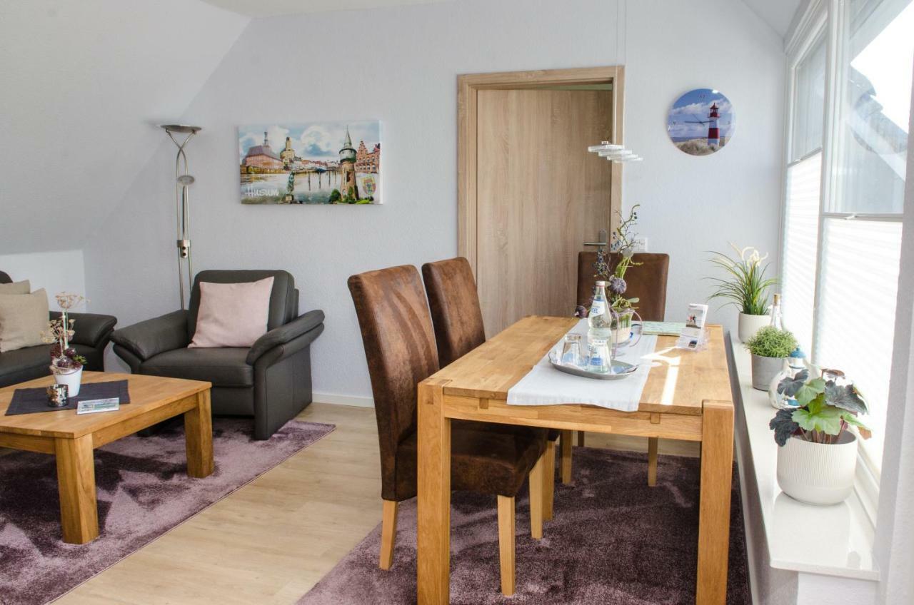 Ferienwohnungen Familie Jensen Husum  Bagian luar foto